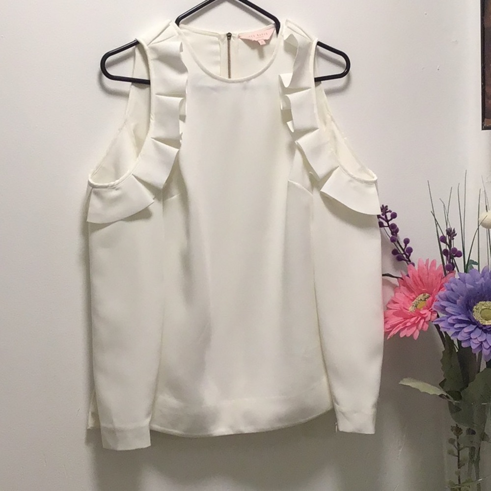 Ted Baker London woman’s blouse🛍